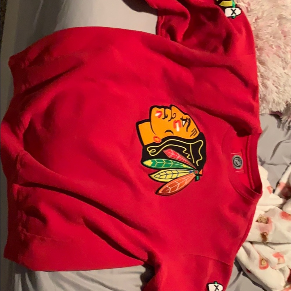 Sweatshirt